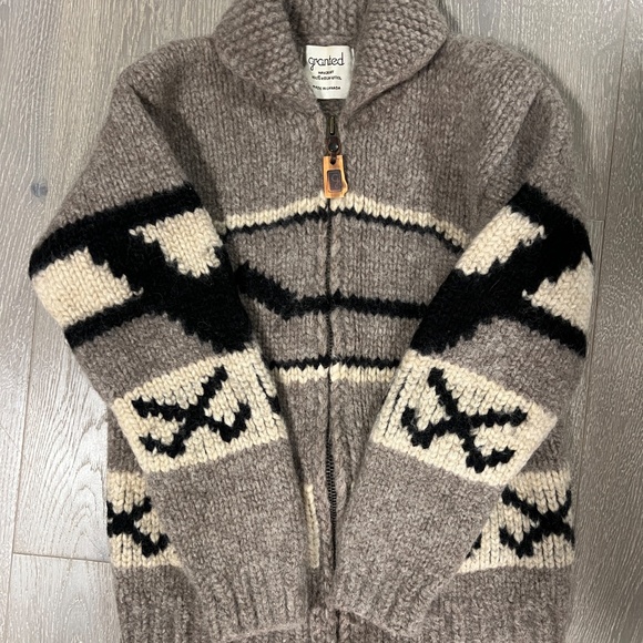 Vancouver Canucks GRANTED wool sweater - Picture 3 of 10